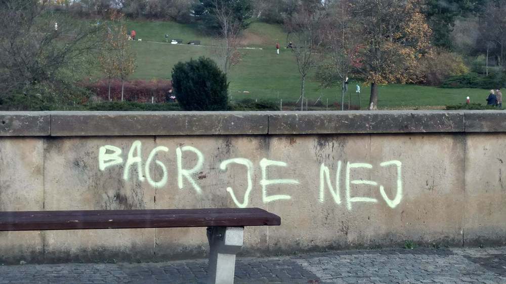 Bagr-je-nej_o